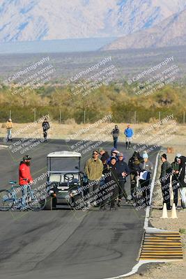 media/Jan-19-2023-Racers Edge (Thu) [[69d0b4dc55]]/Around the Pits-Track Walk/